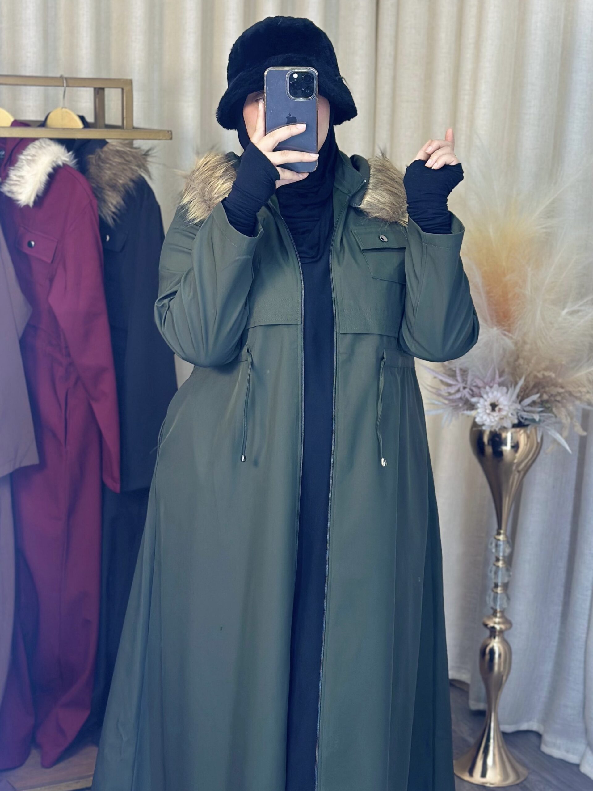 90eb9ffd-73fe-4861-b39f-336aae293bbd