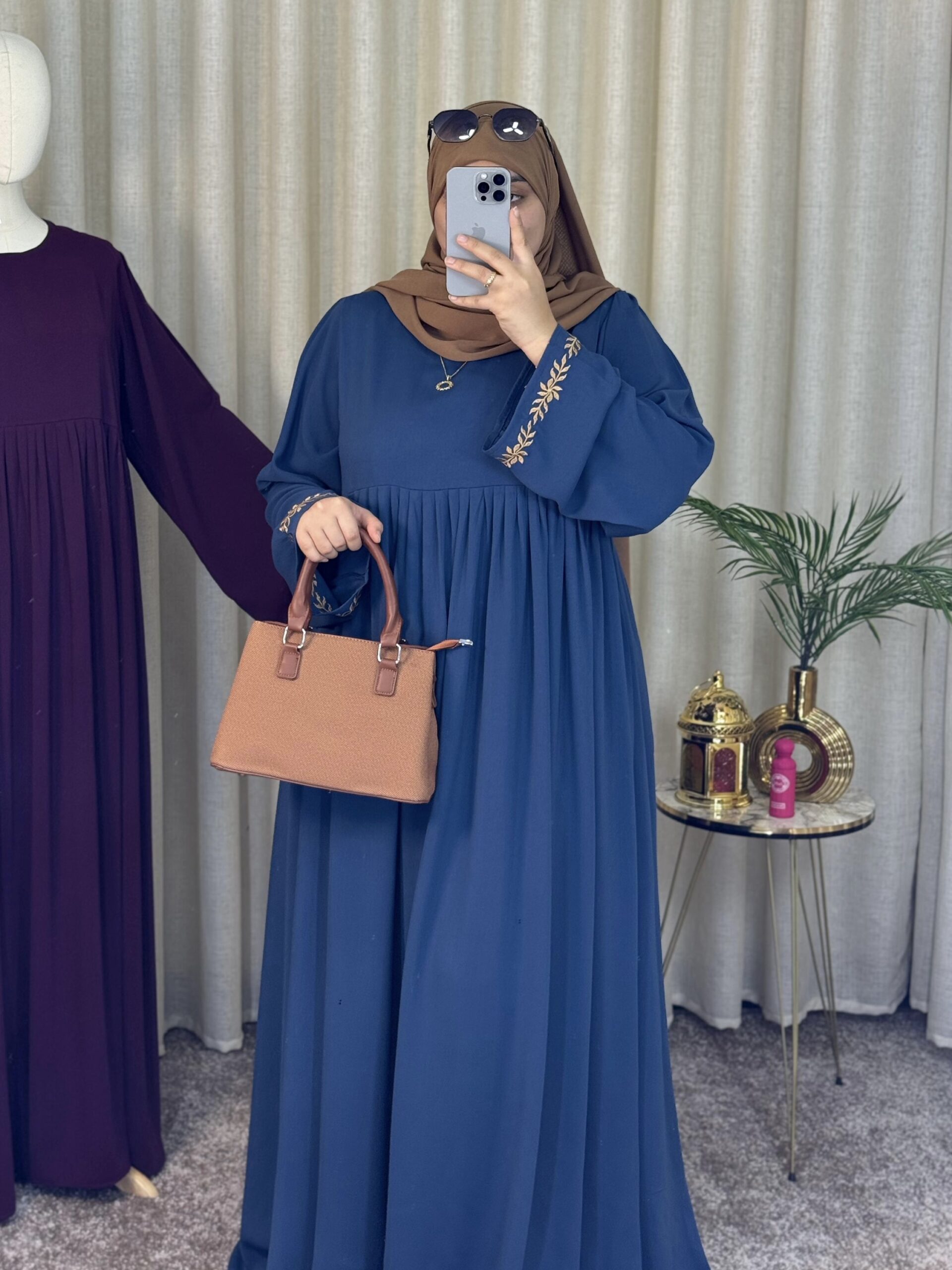 dab5d597-3305-4f3d-b02d-9a9efafef64a-5