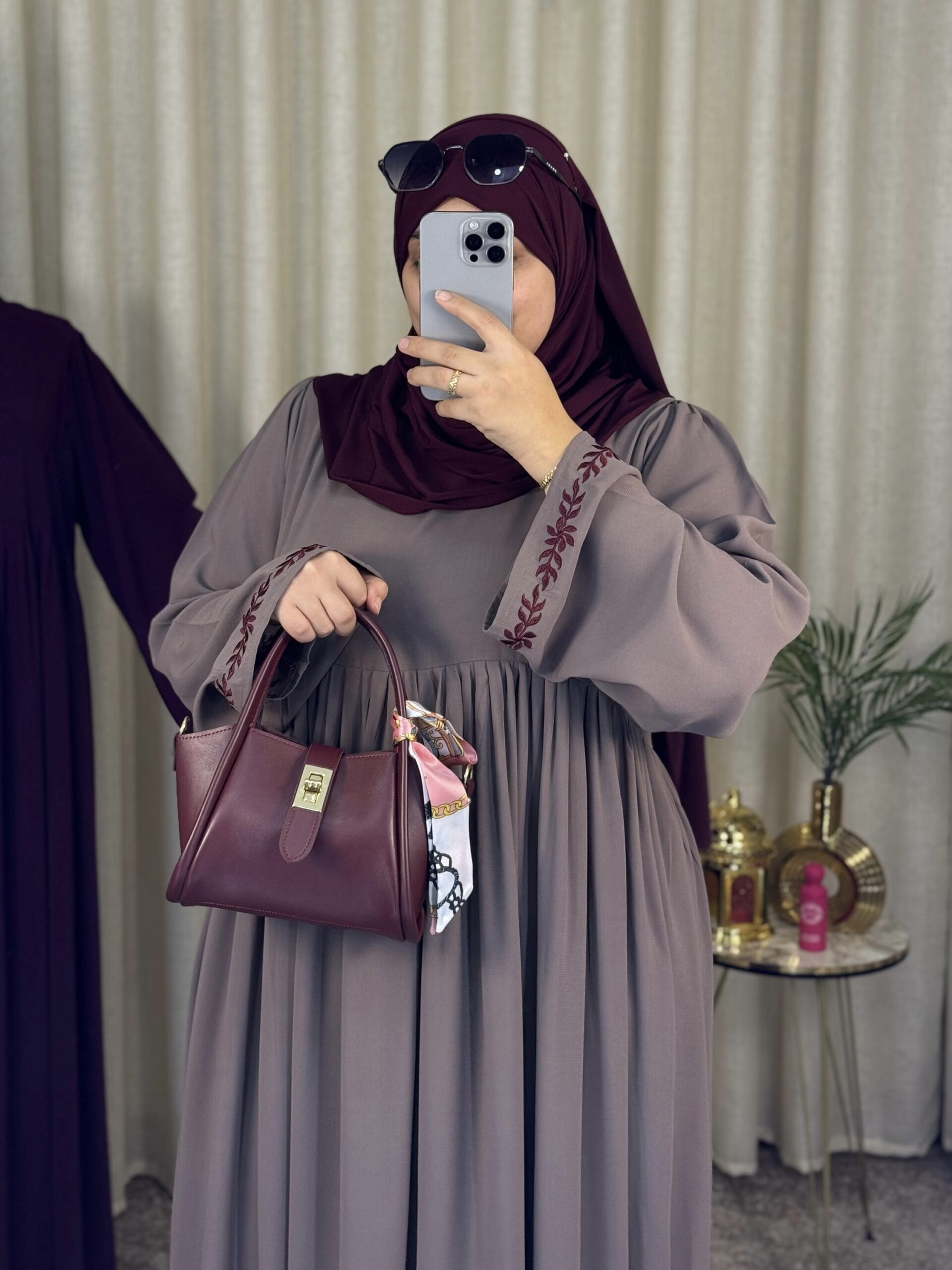 e2d3a98d-2d22-4131-b4b6-de42de879878-5